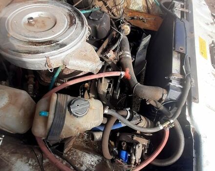 Белый ГАЗ 3110 Волга, объемом двигателя 2.3 л и пробегом 200 тыс. км за 800 $, фото 5 на Automoto.ua