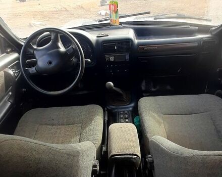 Белый ГАЗ 3110 Волга, объемом двигателя 2.3 л и пробегом 200 тыс. км за 800 $, фото 7 на Automoto.ua