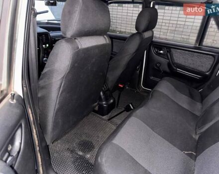 Білий ГАЗ 3110 Волга, об'ємом двигуна 2.3 л та пробігом 89 тис. км за 1800 $, фото 5 на Automoto.ua