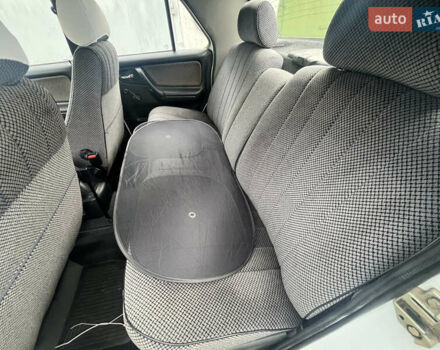 ГАЗ 3110 Волга 2002 в Коростене на Automoto.ua Белый ГАЗ 3110 Волга, объемом двигателя 2.45 л и пробегом 35 тыс. км за 2999 $, фото 18 на Automoto.ua