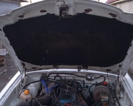 Білий ГАЗ 3110 Волга, об'ємом двигуна 2.3 л та пробігом 247 тис. км за 2000 $, фото 4 на Automoto.ua