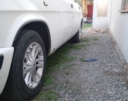 Білий ГАЗ 3110 Волга, об'ємом двигуна 2.3 л та пробігом 247 тис. км за 2000 $, фото 6 на Automoto.ua