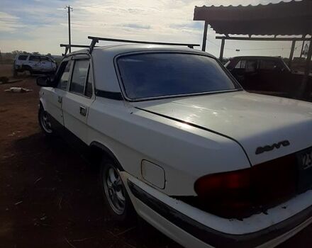 Белый ГАЗ 3110 Волга, объемом двигателя 2.3 л и пробегом 200 тыс. км за 800 $, фото 3 на Automoto.ua