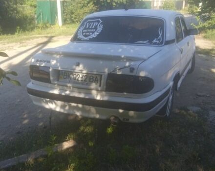 Белый ГАЗ 3110 Волга, объемом двигателя 2 л и пробегом 1 тыс. км за 727 $, фото 1 на Automoto.ua