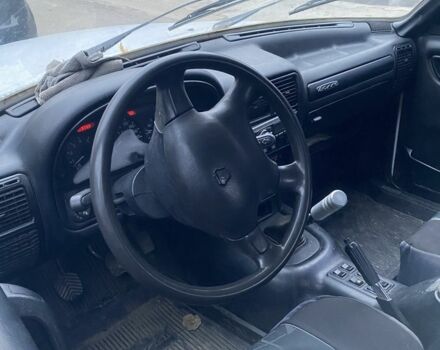 Білий ГАЗ 3110 Волга, об'ємом двигуна 2.4 л та пробігом 114 тис. км за 1300 $, фото 7 на Automoto.ua