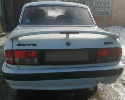 Белый ГАЗ 3110 Волга, объемом двигателя 2.4 л и пробегом 240 тыс. км за 600 $, фото 1 на Automoto.ua