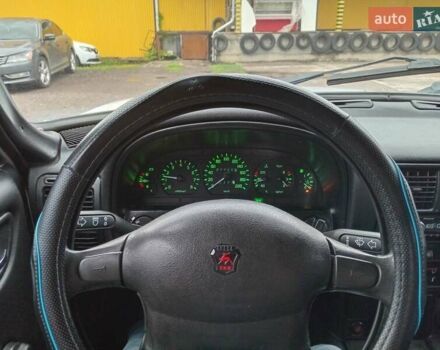 Білий ГАЗ 3110 Волга, об'ємом двигуна 2.4 л та пробігом 97 тис. км за 1500 $, фото 2 на Automoto.ua