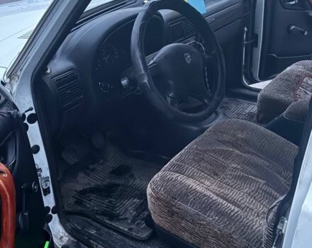 Белый ГАЗ 3110 Волга, объемом двигателя 2.4 л и пробегом 240 тыс. км за 250 $, фото 11 на Automoto.ua