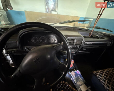 Білий ГАЗ 3110 Волга, об'ємом двигуна 2.45 л та пробігом 382 тис. км за 1000 $, фото 7 на Automoto.ua