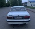 Белый ГАЗ 3110 Волга, объемом двигателя 2.4 л и пробегом 240 тыс. км за 250 $, фото 4 на Automoto.ua