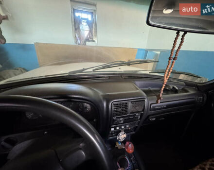 Білий ГАЗ 3110 Волга, об'ємом двигуна 2.45 л та пробігом 382 тис. км за 1000 $, фото 8 на Automoto.ua