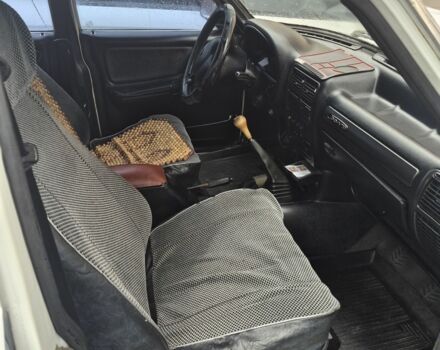 Білий ГАЗ 3110 Волга, об'ємом двигуна 2.4 л та пробігом 136 тис. км за 471 $, фото 5 на Automoto.ua