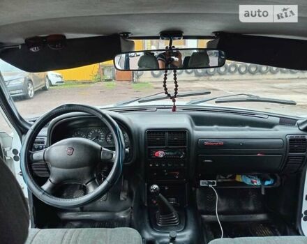 Білий ГАЗ 3110 Волга, об'ємом двигуна 2.4 л та пробігом 97 тис. км за 1500 $, фото 7 на Automoto.ua