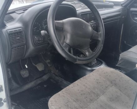 Белый ГАЗ 3110 Волга, объемом двигателя 2.5 л и пробегом 1 тыс. км за 1000 $, фото 12 на Automoto.ua