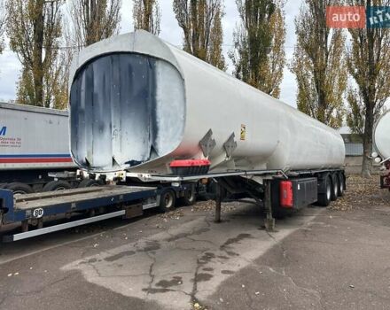 Белый ГАЗ 3110 Волга, объемом двигателя 2.45 л и пробегом 666 тыс. км за 13700 $, фото 1 на Automoto.ua