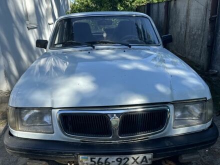 ГАЗ 3110 Волга 1997 у Харкові на Automoto.ua Білий ГАЗ 3110 Волга, об'ємом двигуна 2.4 л та пробігом 226 тис. км за 1000 $, фото 1 на Automoto.ua