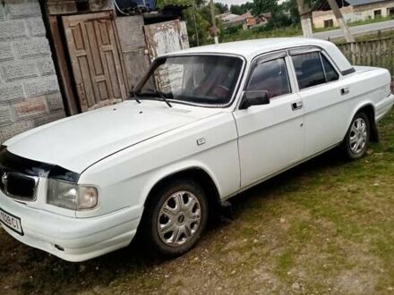 ГАЗ 3110 Волга 1999 у Бурштыне на Automoto.ua Білий ГАЗ 3110 Волга, об'ємом двигуна 2.45 л та пробігом 150 тис. км за 1600 $, фото 1 на Automoto.ua