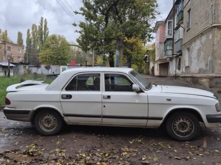 ГАЗ 3110 Волга 1999 в Кривом Роге на Automoto.ua Белый ГАЗ 3110 Волга, объемом двигателя 2 л и пробегом 200 тыс. км за 1307 $, фото 1 на Automoto.ua