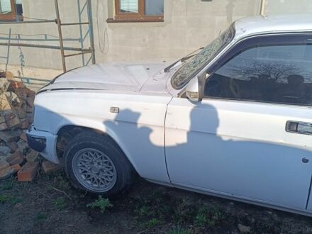 ГАЗ 3110 Волга 1999 у Дніпро (Дніпропетровську) на Automoto.ua Білий ГАЗ 3110 Волга, об'ємом двигуна 0 л та пробігом 100 тис. км за 500 $, фото 1 на Automoto.ua
