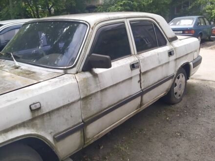ГАЗ 3110 Волга 1999 у Запоріжжя на Automoto.ua Білий ГАЗ 3110 Волга, об'ємом двигуна 2 л та пробігом 200 тис. км за 601 $, фото 1 на Automoto.ua