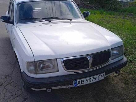 ГАЗ 3110 Волга 1999 в Житомире на Automoto.ua Белый ГАЗ 3110 Волга, объемом двигателя 2.4 л и пробегом 175 тыс. км за 604 $, фото 1 на Automoto.ua