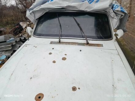 Белый ГАЗ 3110 Волга, объемом двигателя 2.5 л и пробегом 250 тыс. км за 417 $, фото 1 на Automoto.ua