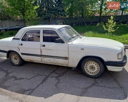 Белый ГАЗ 3110 Волга, объемом двигателя 2.4 л и пробегом 177 тыс. км за 900 $, фото 1 на Automoto.ua