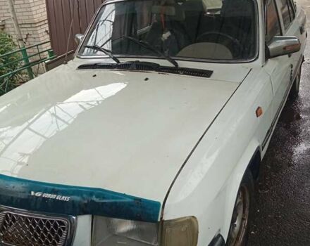 Белый ГАЗ 3110 Волга, объемом двигателя 2.45 л и пробегом 100 тыс. км за 600 $, фото 1 на Automoto.ua