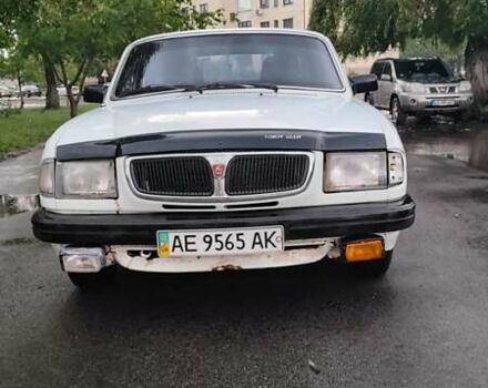 Белый ГАЗ 3110 Волга, объемом двигателя 2.3 л и пробегом 147 тыс. км за 1100 $, фото 1 на Automoto.ua
