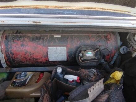 ГАЗ 3110 Волга 2001 у Харкові на Automoto.ua Білий ГАЗ 3110 Волга, об'ємом двигуна 2.4 л та пробігом 370 тис. км за 476 $, фото 1 на Automoto.ua