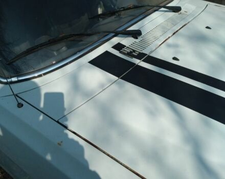 Белый ГАЗ 3110 Волга, объемом двигателя 2.3 л и пробегом 300 тыс. км за 1241 $, фото 1 на Automoto.ua