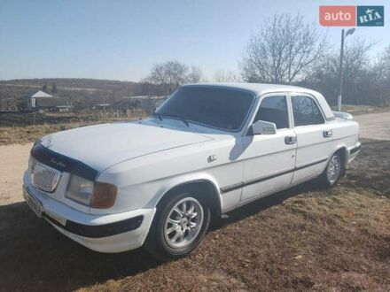 ГАЗ 3110 Волга 2001 у Кодыме на Automoto.ua Білий ГАЗ 3110 Волга, об'ємом двигуна 2.4 л та пробігом 270 тис. км за 1700 $, фото 1 на Automoto.ua