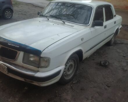 Белый ГАЗ 3110 Волга, объемом двигателя 2.4 л и пробегом 270 тыс. км за 766 $, фото 1 на Automoto.ua