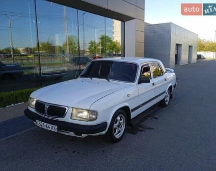 Белый ГАЗ 3110 Волга, объемом двигателя 2.4 л и пробегом 200 тыс. км за 1500 $, фото 1 на Automoto.ua