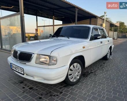 Белый ГАЗ 3110 Волга, объемом двигателя 2.29 л и пробегом 200 тыс. км за 1800 $, фото 1 на Automoto.ua
