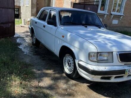 ГАЗ 3110 Волга 2001 в Кропивницком (Кировограде) на Automoto.ua Белый ГАЗ 3110 Волга, объемом двигателя 2.4 л и пробегом 80 тыс. км за 557 $, фото 1 на Automoto.ua