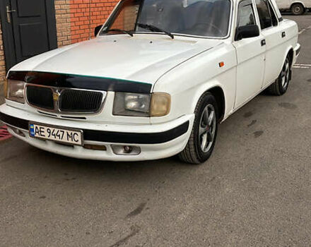 Белый ГАЗ 3110 Волга, объемом двигателя 2.3 л и пробегом 173 тыс. км за 831 $, фото 1 на Automoto.ua