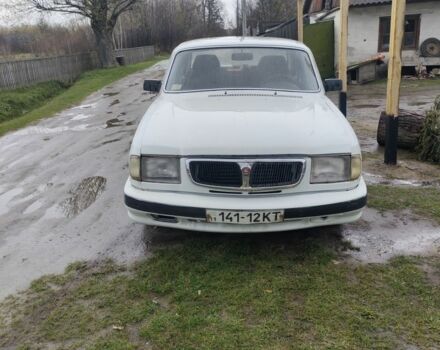 Белый ГАЗ 3110 Волга, объемом двигателя 2 л и пробегом 175 тыс. км за 1000 $, фото 1 на Automoto.ua
