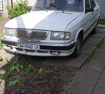 Белый ГАЗ 3110 Волга, объемом двигателя 2.45 л и пробегом 198 тыс. км за 1100 $, фото 1 на Automoto.ua