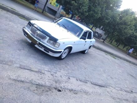 ГАЗ 3110 Волга 2002 у Запоріжжя на Automoto.ua Білий ГАЗ 3110 Волга, об'ємом двигуна 2 л та пробігом 105 тис. км за 1208 $, фото 1 на Automoto.ua