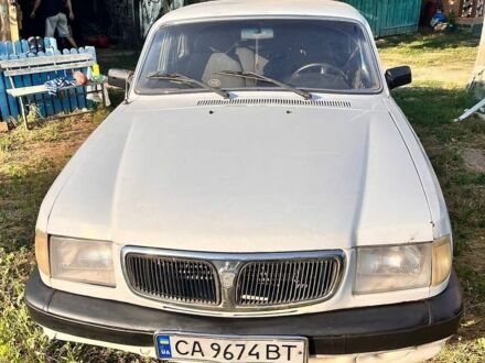 Білий ГАЗ 3110 Волга, об'ємом двигуна 2.4 л та пробігом 257 тис. км за 1100 $, фото 1 на Automoto.ua