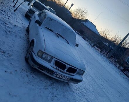 Белый ГАЗ 3110 Волга, объемом двигателя 2.4 л и пробегом 300 тыс. км за 302 $, фото 1 на Automoto.ua