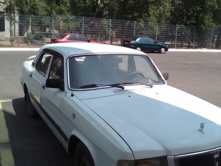 ГАЗ 3110 Волга 2003 у Миколаєві на Automoto.ua Білий ГАЗ 3110 Волга, об'ємом двигуна 2.5 л та пробігом 1 тис. км за 1400 $, фото 1 на Automoto.ua