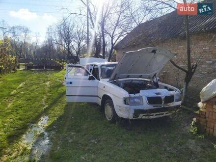 ГАЗ 3110 Волга 2003 у Млинів на Automoto.ua Білий ГАЗ 3110 Волга, об'ємом двигуна 2.4 л та пробігом 105 тис. км за 1100 $, фото 1 на Automoto.ua
