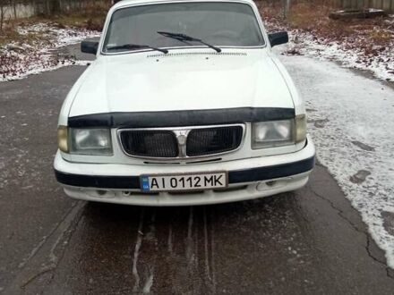 ГАЗ 3110 Волга 2003 у Рокитне на Automoto.ua Білий ГАЗ 3110 Волга, об'ємом двигуна 2.28 л та пробігом 178 тис. км за 1500 $, фото 1 на Automoto.ua