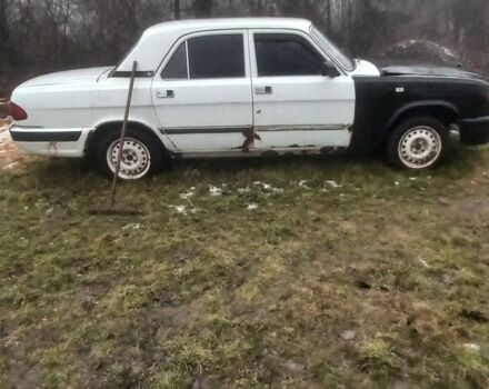 Белый ГАЗ 3110 Волга, объемом двигателя 2.4 л и пробегом 170 тыс. км за 500 $, фото 1 на Automoto.ua