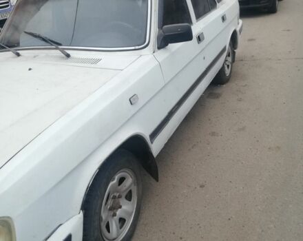 Белый ГАЗ 3110 Волга, объемом двигателя 2.1 л и пробегом 100 тыс. км за 426 $, фото 1 на Automoto.ua