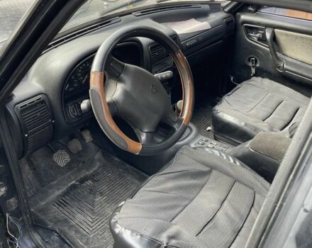 Чорний ГАЗ 3110 Волга, об'ємом двигуна 2.4 л та пробігом 350 тис. км за 750 $, фото 4 на Automoto.ua