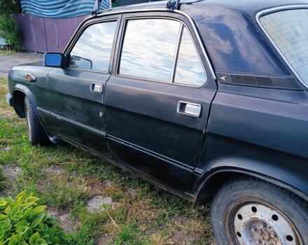 Черный ГАЗ 3110 Волга, объемом двигателя 2.5 л и пробегом 300 тыс. км за 800 $, фото 4 на Automoto.ua