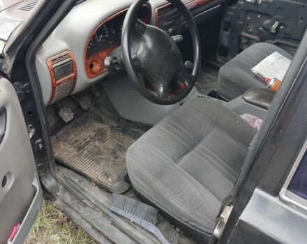 Чорний ГАЗ 3110 Волга, об'ємом двигуна 2.3 л та пробігом 200 тис. км за 497 $, фото 3 на Automoto.ua